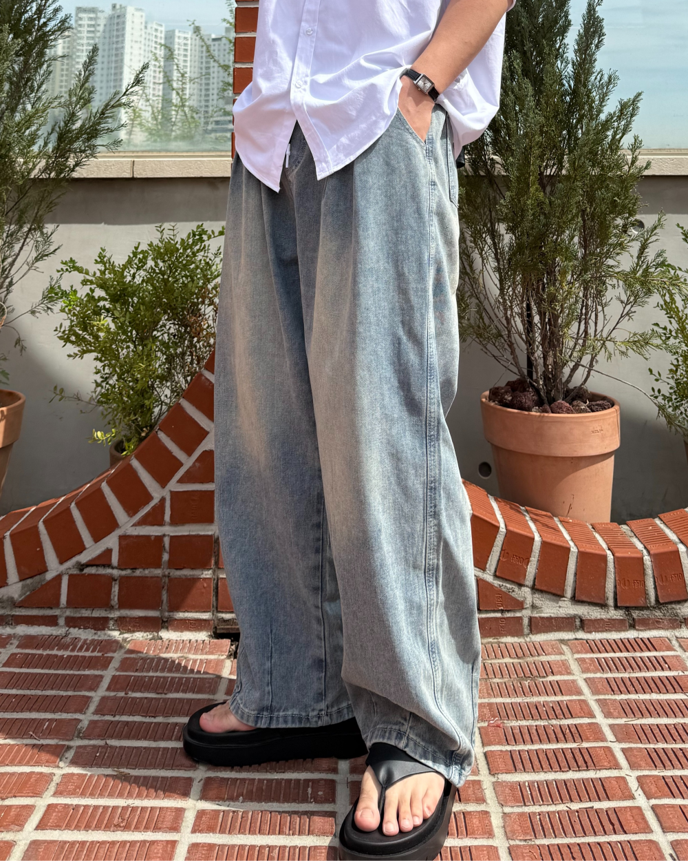 Curved Washing Denim