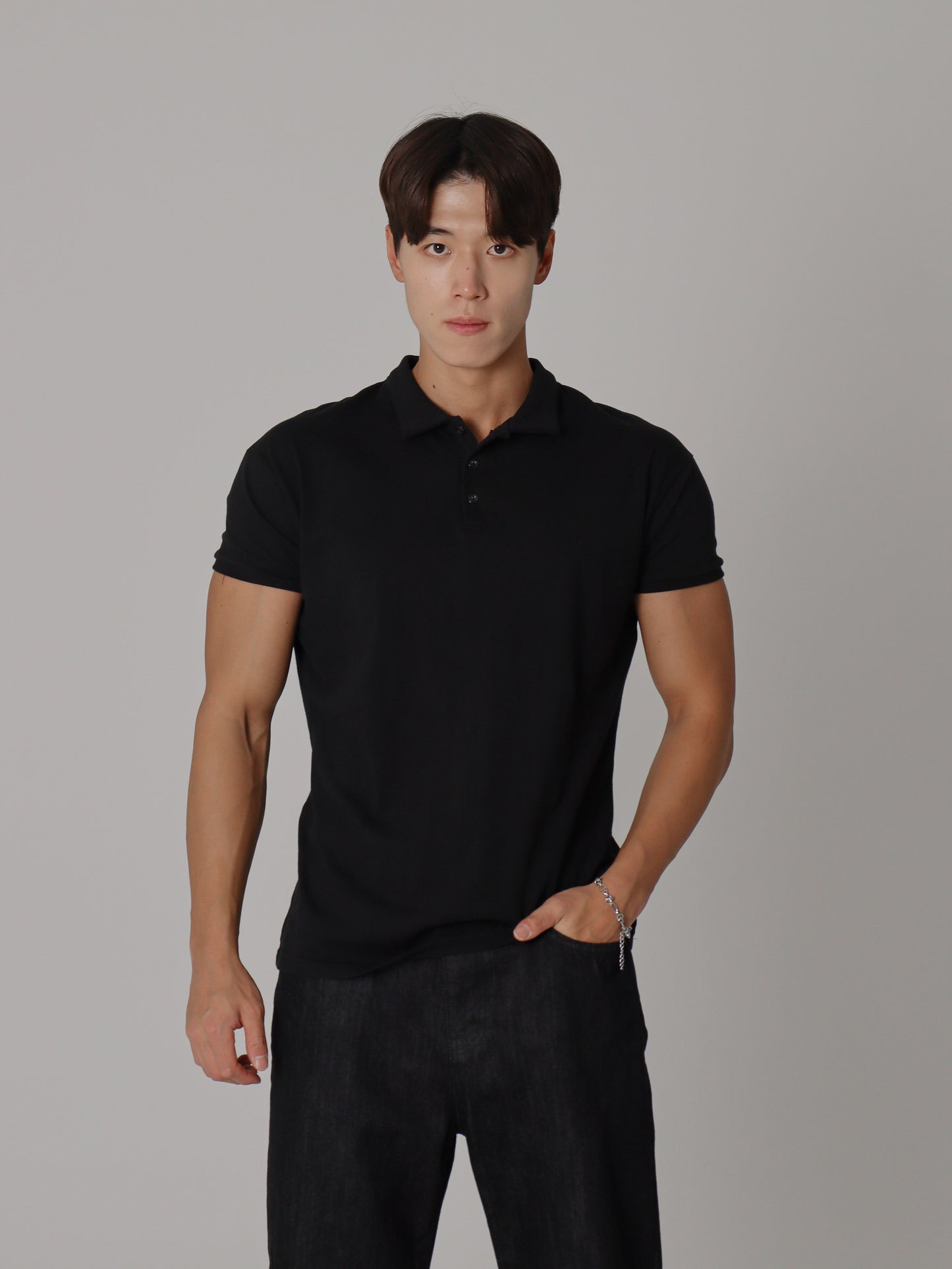 Muscle-Fit Collar T-Shirt